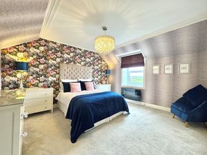 Photo 1- click for photo gallery